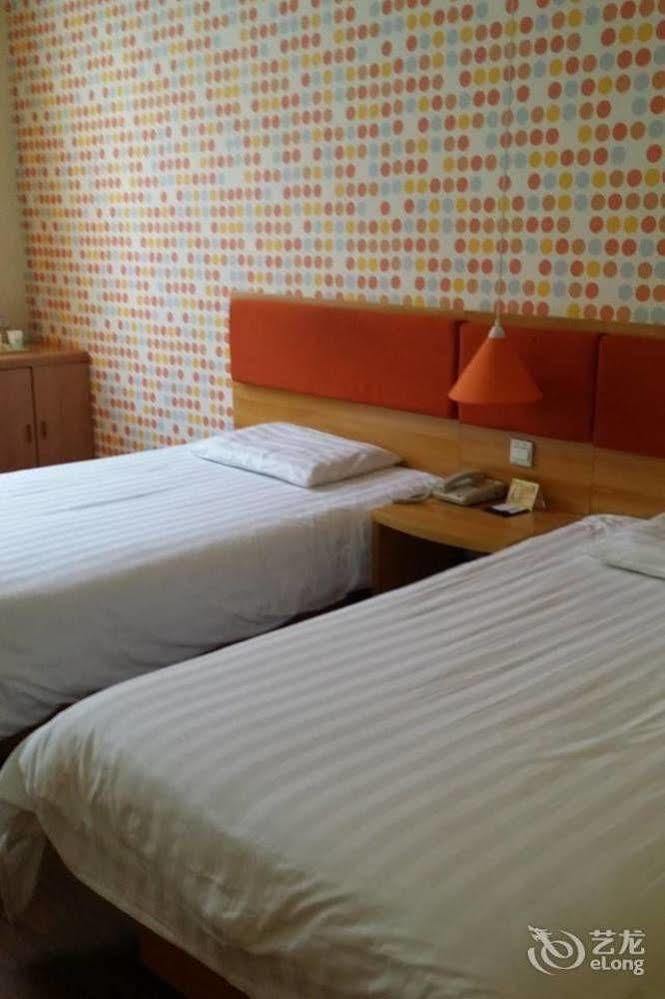 Home Inn Shanghai Century Park Exterior foto